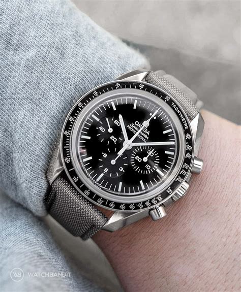 omega speedmaster band size|omega speedmaster leather strap price.